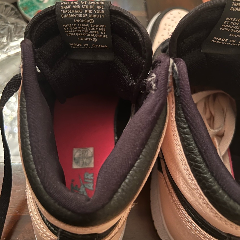 Air Jordan 1 Crimson Tint - Picture 6 of 8